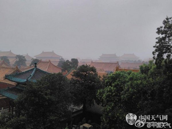 Alluvioni in Cina: lâantica CittÃ  Proibita allâasciutto, i moderni grattacieli allagati-6