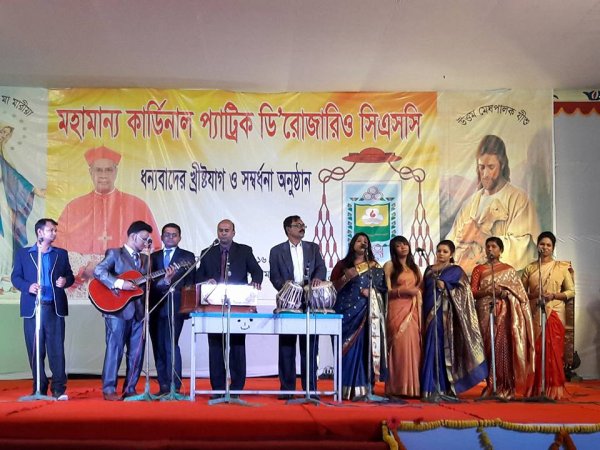 Cattolici in Bangladesh festeggiano il loro primo cardinale-6