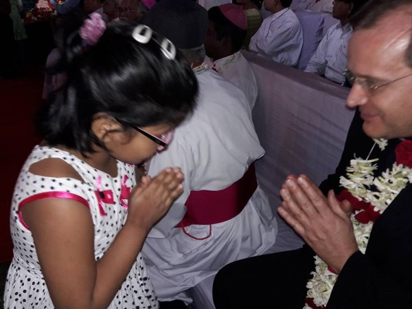 Cattolici in Bangladesh festeggiano il loro primo cardinale-8