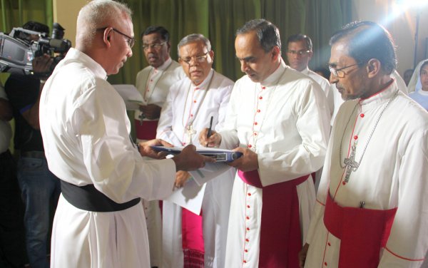Programma della Caritas per smaltire i rifiuti in Sri Lanka-5