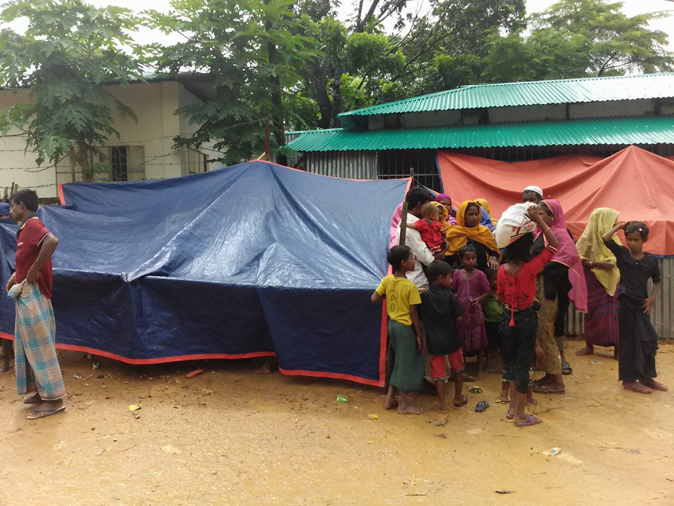 Bangladesh, profughi Rohingya lanciano un appello a papa Francesco