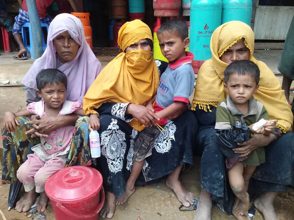 Bangladesh, profughi Rohingya lanciano un appello a papa Francesco