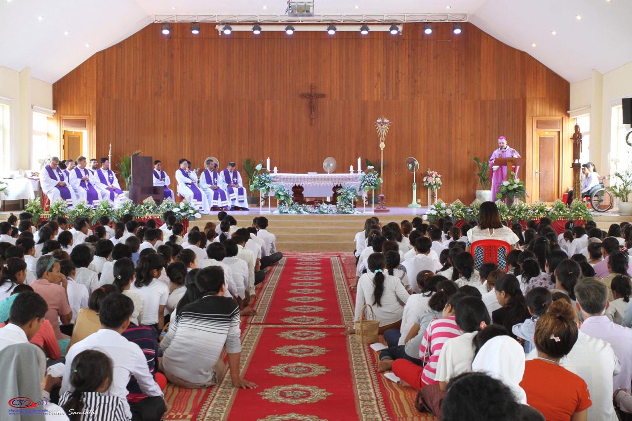 Phnom Penh, cattolici in festa: a Pasqua 154 battesimi adulti