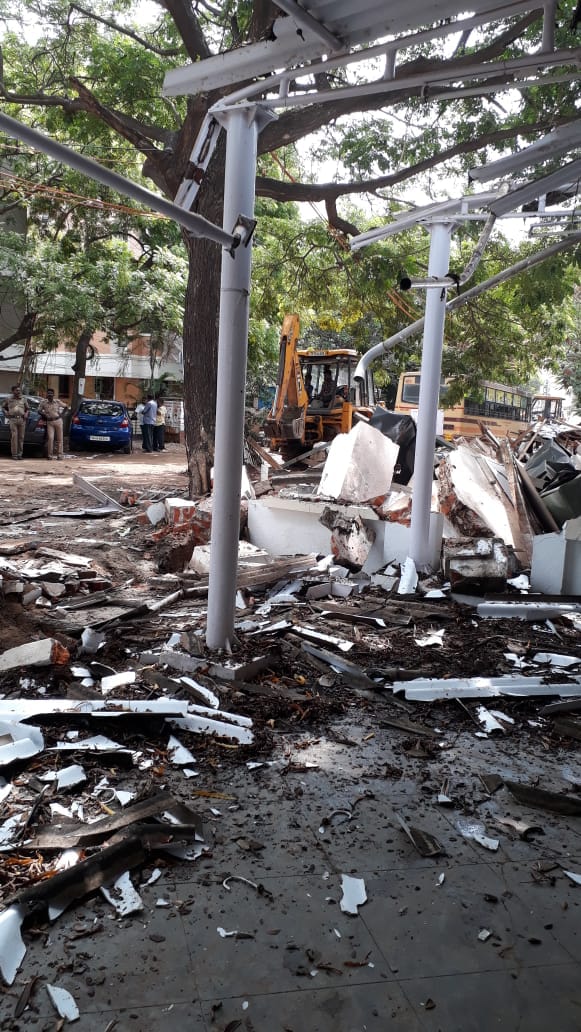 Chiesa demolita a Chennai per allargare una strada