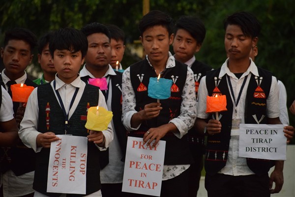 Arunachal Pradesh, 600 giovani pregano per la pace