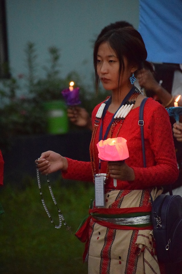 Arunachal Pradesh, 600 giovani pregano per la pace