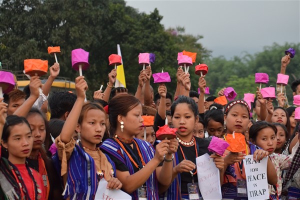 Arunachal Pradesh, 600 giovani pregano per la pace