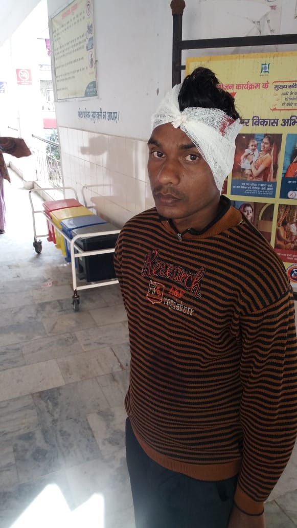 Pastor Basant Kumar Paul and family members beaten up by Religious Fanatics in Jharkhand