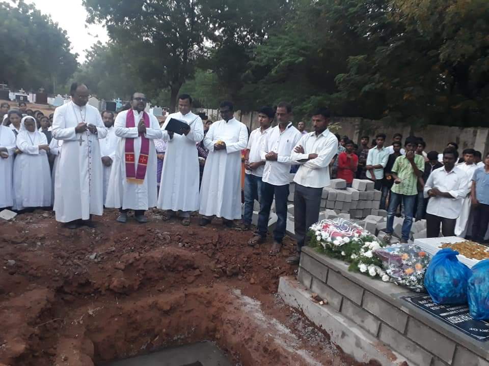 Funerali di padre Antonio Grugni