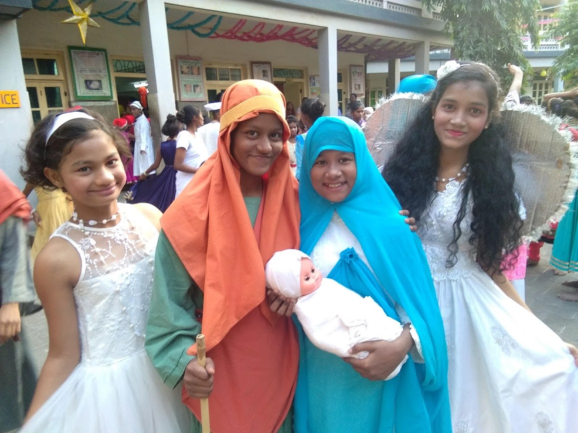 Natale al Vimala Dermatological Centre di Versova (Mumbai)