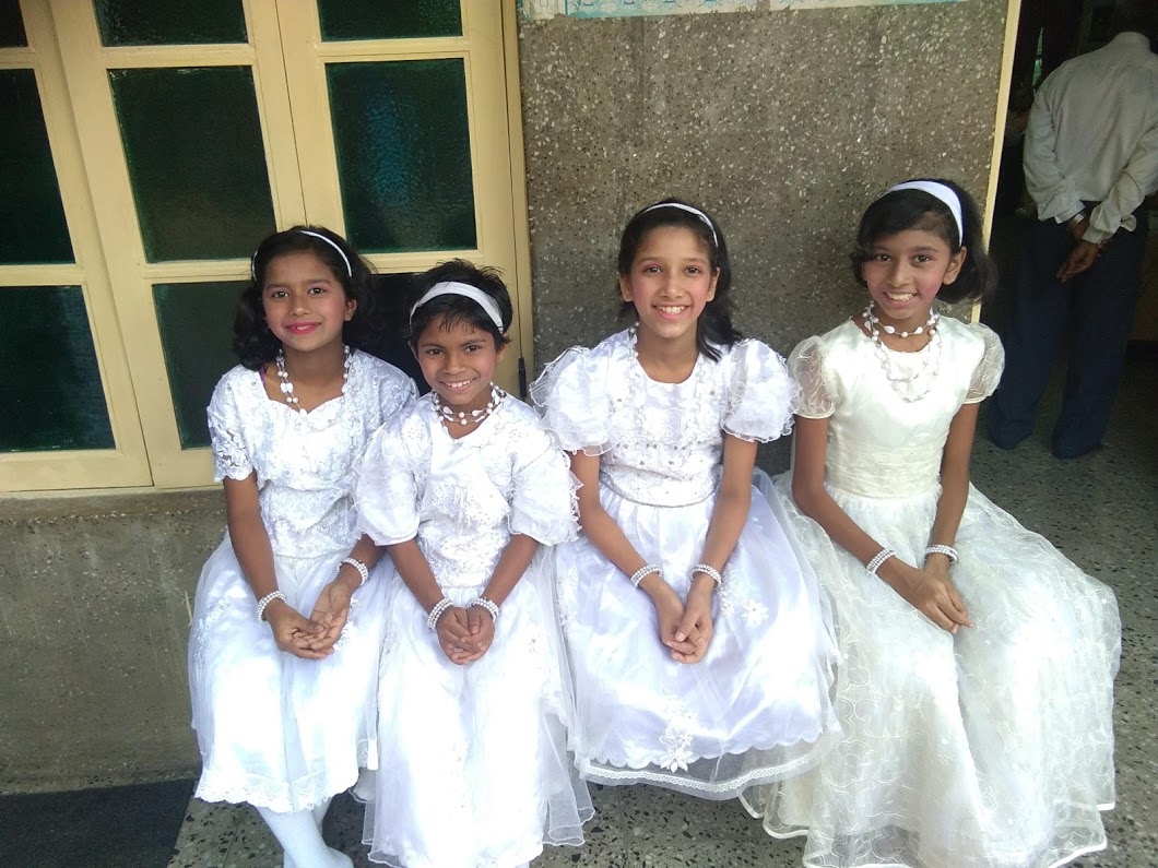 Natale al Vimala Dermatological Centre di Versova (Mumbai)