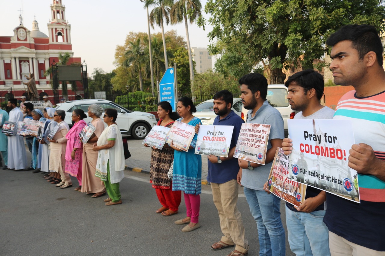 Delhi, musulmani e cristiani condannano le stragi di Pasqua in Sri Lanka