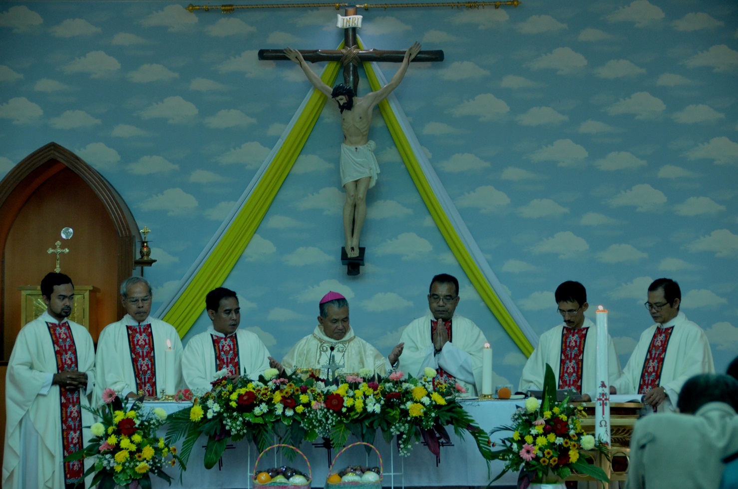Catholic soldiers and police agents in Pontianak