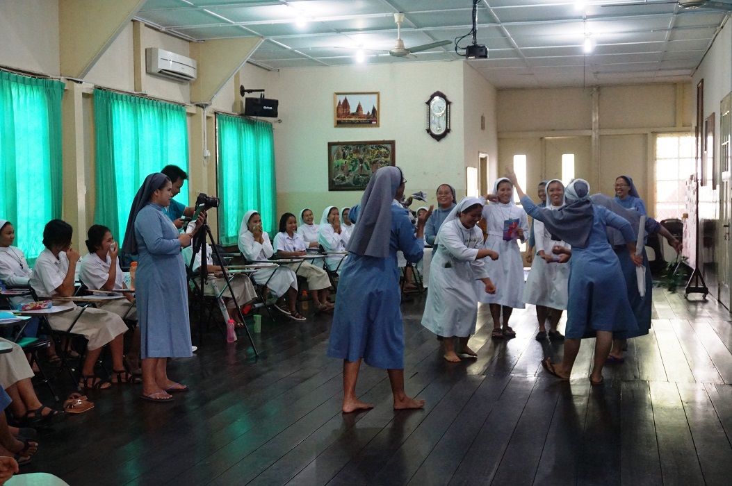 Pontianak, un seminario per formare suore anticorruzione