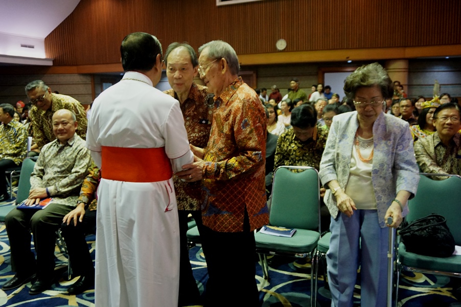 Archbishop Suharyo celebrates mass after his appointment as cardinal