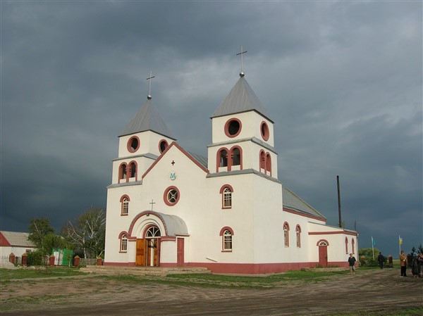 National Shrine of Our Lady Queen of Peace in Ozyornoye
