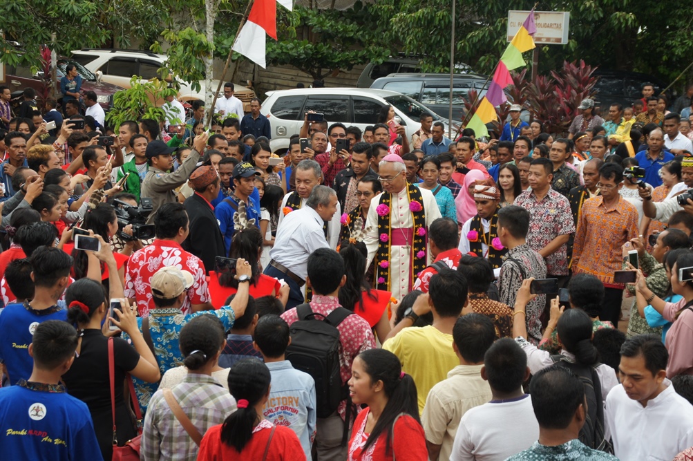 Ordinazione sacerdotale a Air Upas, diocesi di Ketapang (West Kalimantan)