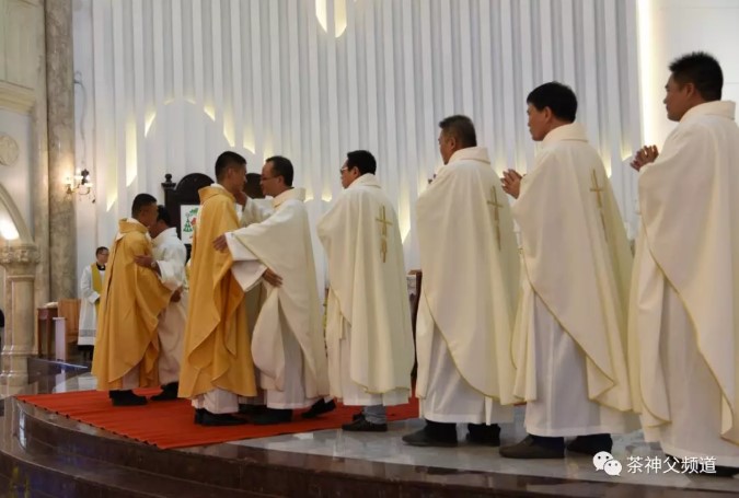 Priestly ordinations in Mindong