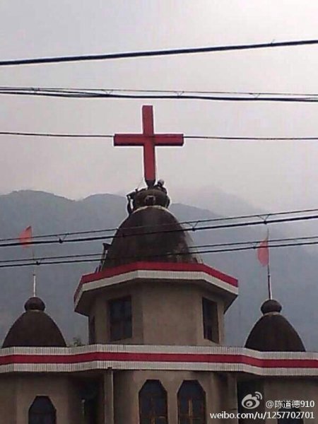 More crosses on churches removed in Zhejiang-7