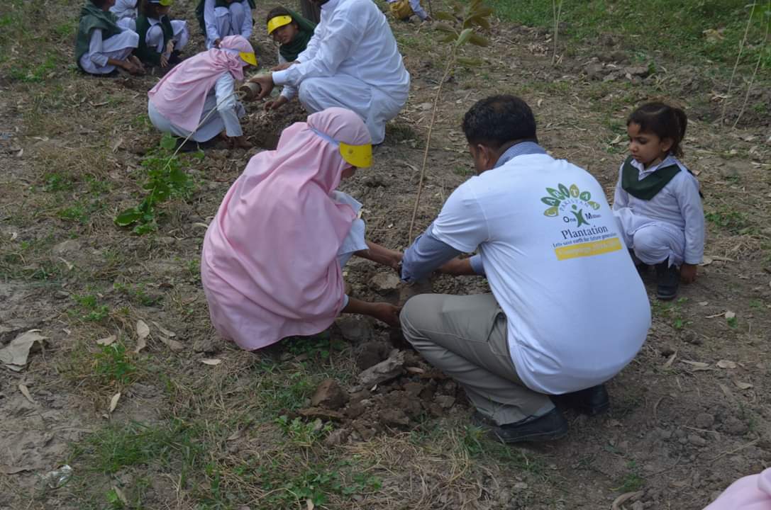 Caritas Pakistan pianta 700mila alberi