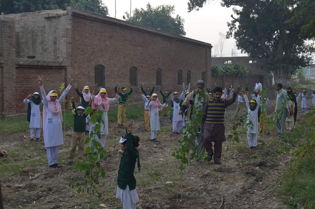 Caritas Pakistan pianta 700mila alberi