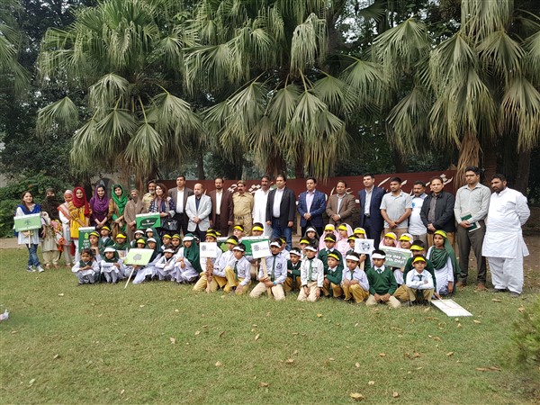 Caritas Pakistan pianta 700mila alberi