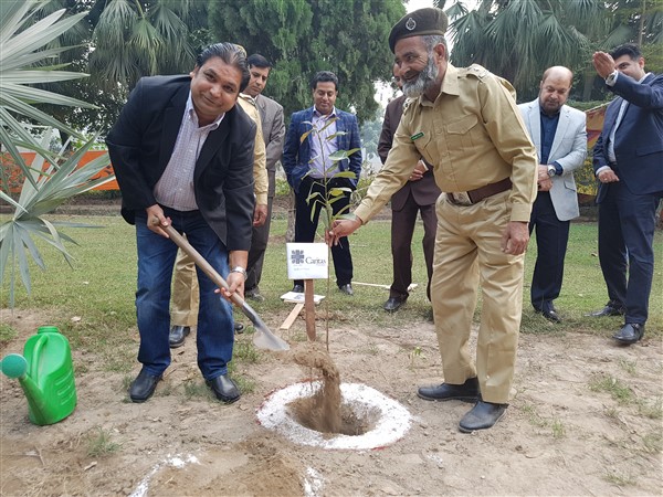 Caritas Pakistan pianta 700mila alberi