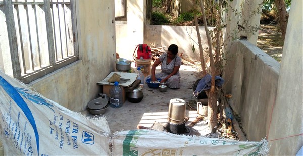 Cattolici tamil accampati nell'isola di Iranaitheevu