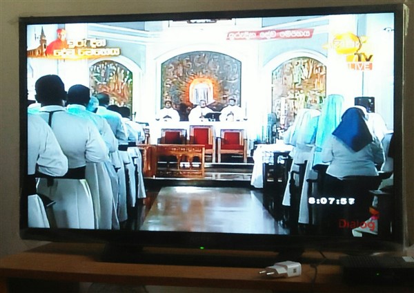 Sri Lanka, il card. Ranjith costretto a celebrare la messa della domenica in diretta TV