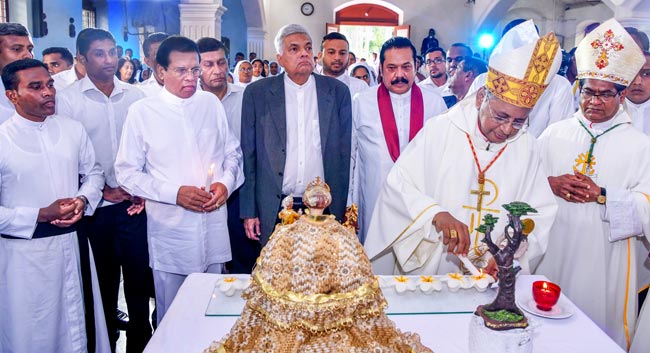 Sri Lanka, il card. Ranjith costretto a celebrare la messa della domenica in diretta TV