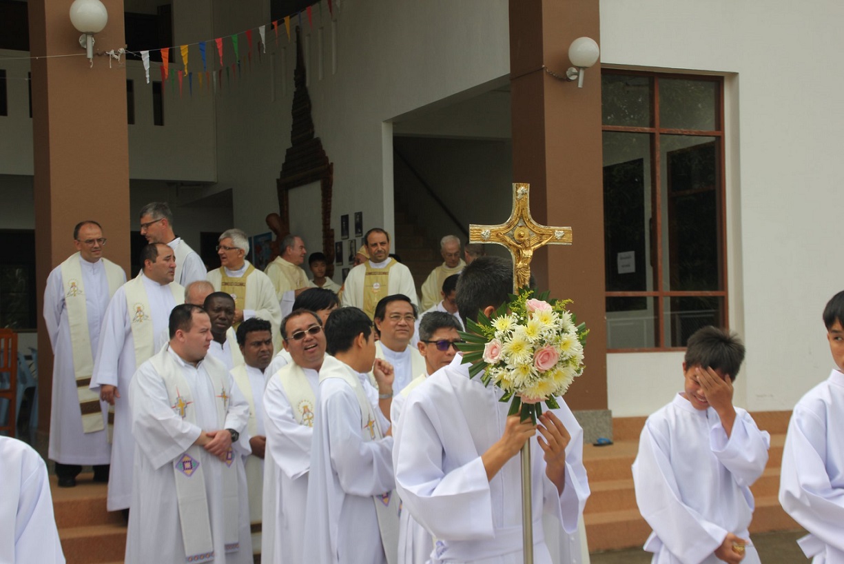 Ordination of a deacon from PIME in Ngao, Thailand