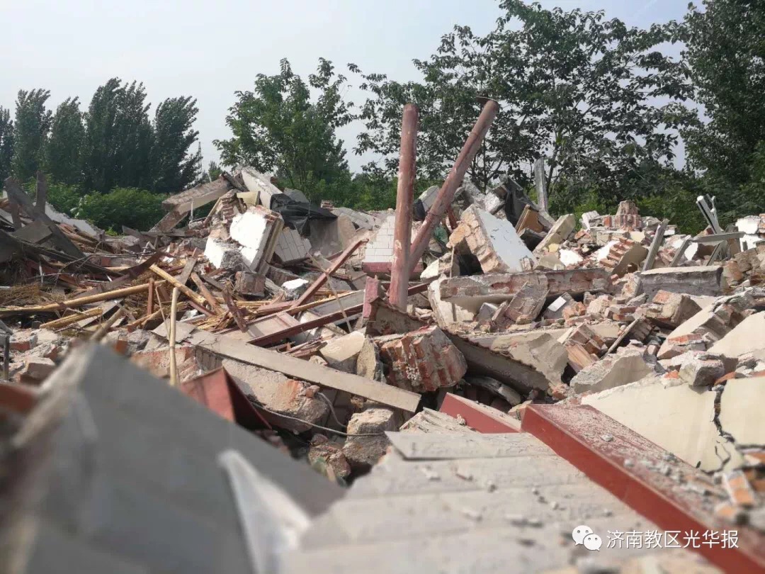 Shandong, per motivi âurbanisticiâ, demolita con la forza una chiesa ufficiale a Liangwang