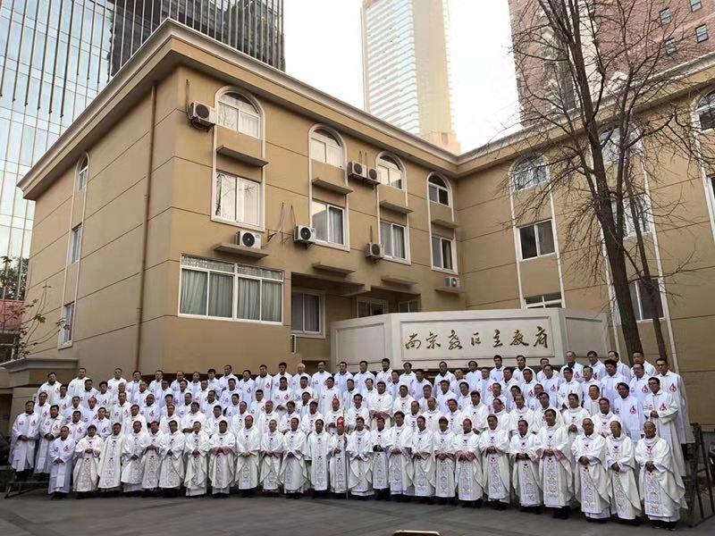 I 60 anni della Chiesa cinese indipendente. Alla festa, presenti 48 vescovi