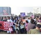 Bambini del Pakistan contro l'omicidio della piccola Zainab-2