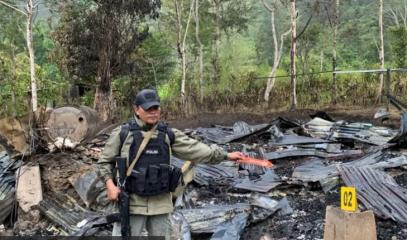 Separatist_Papuan_armed_group_set_ablaze_classes_and_health_centers_in_Yahukimo_Region._.jpg