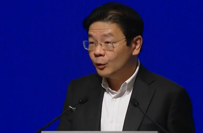 Singapore growth beyond forecasts: government focuses on workers and AI