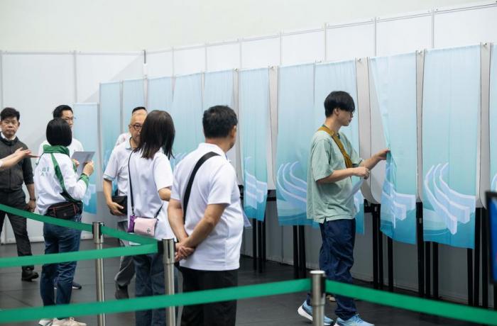 Low turnout in Macau for 'patriots only' elections