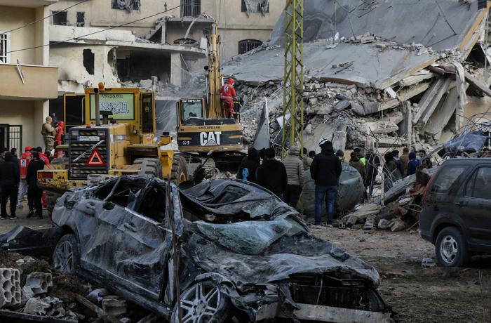 Lebanon distances itself from Hezbollah's war, seeks truce with Israel