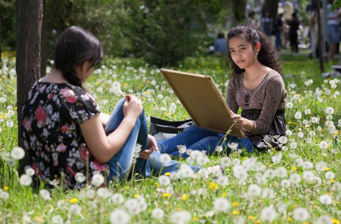 Tashkent focuses on the young: Jobs, volunteering, and support for new families