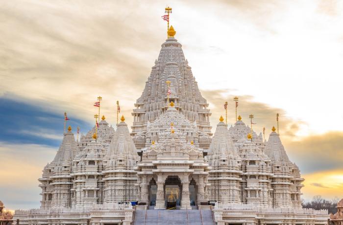 New Jersey: Silicosis and exploitation among stonemasons of the great Hindu temple