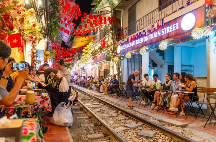 Vietnam's tourism boom reaches double-digit growth