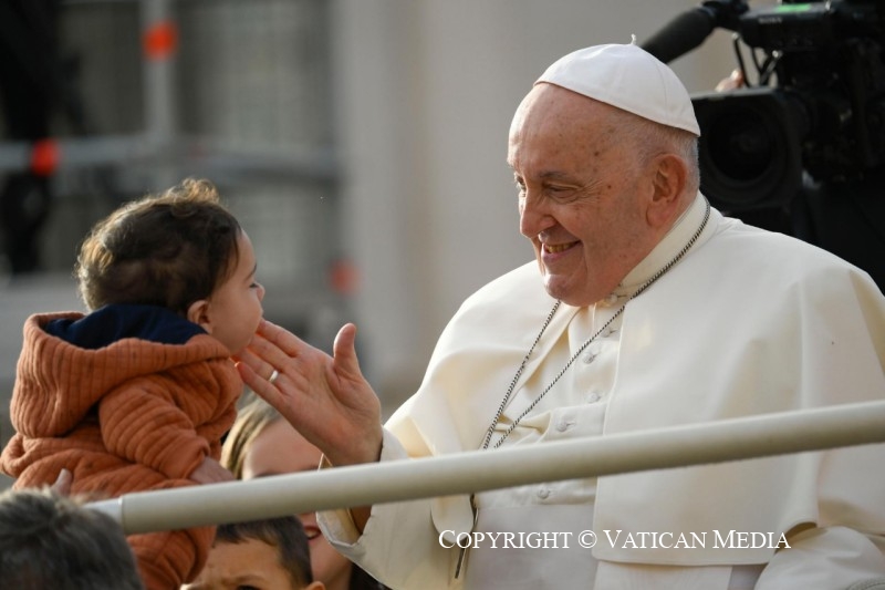 Diez años de Evangelii Gaudium: el Vaticano celebra el aniversario de la  exhortación de Francisco